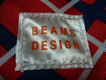 BEAMS ビームス BEAMS DESING ナップサック 幼児用 200-200-60mm レッド基調 開閉はマジックテープで便利 未使用　４_画像3