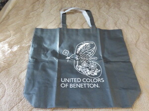 UNITED COLORS OF BENETTON Benetton tote bag hand .. bag size 400-470-150. gray robust . cloth unused 4