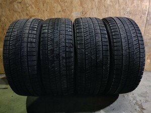 BRIDGESTONE　BLIZZAK　VRX2 215/55R17 2019年製造 バリ山　スタッドレス