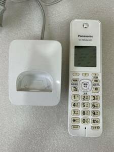 RM6222 Panasonic パナソニック 充電器付 子機 KX-FKD404-W2 現状品 1124