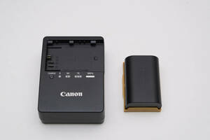 キャノン キヤノン Canon バッテリーパック 純正 LP-E6N 充電器 LC-E6 中古美品　動作確認済み