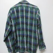 VAN HEUSEN 長袖シャツ　ネルシャツ　XL 緑　チェック　襟芯入り　アウトドア　アメカジ古着　sy3841_画像3