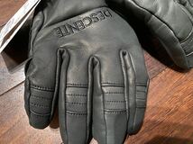 ★ デサント DESCENTE GLOVE DWAWJD53 ブラック sizeXL（O）やぎ革 レザースノーグローブ スノーボード 手袋 新品未使用タグ付 革手袋_画像3