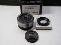 ■Canon キヤノン EF-M22mm F2 STM 元箱・取説・純正レンズフード付き 美品_画像1