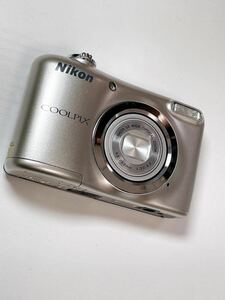 423 Nikon ニコン COOLPIX A10 コンパクトデジタルカメラ 未チェックジャンク