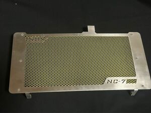 NC750X用　DIMOTIV ラジエーターカバー　DI-RPC-HO-02