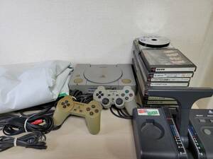 SONY PlayStation　SCPH-5500本体　電車でGO!　ゆきんこ☆ばぁにんぐ　最終電車　スーパー特撮大戦2001　他ソフト32本セット　ジャンク品