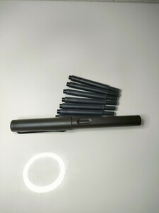 LAMY ラミー 万年筆 ペン先EF(極細字) サファリ ブラック L17-EF　換インク付き