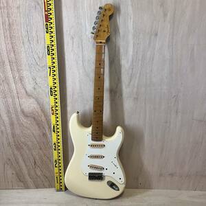 Fender JAPAN フェンダー 日本製 ストラトキャスター エレキギター ジャンク sn11-154