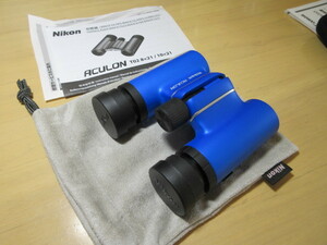 Nikon 双眼鏡　アキュロンT02 ８×21 ブルー　新品同様