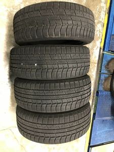 215/55R17スタッドレスタイヤ4本セットトーヨータイヤトランパスTX 18年製クラウン