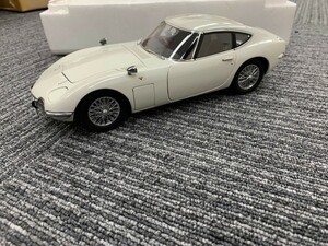 1/18 トヨタ 2000GT ホワイト コンポジットモデル オートアート Auto art toyota 2000GT ミニカー