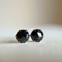 【スペシャルセール☆】 K18 天然ブラックダイヤモンド 1.00ct ピアス　レディース　メンズ　18金 black diamond_画像2