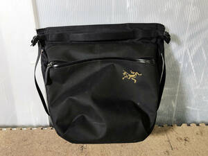 ◎★ 中古★アークテリクス ARC'TERYX ARRO 8 　ショルダーバッグ【11T-00127209】CKR5