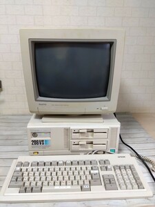 860■EPSON エプソン PC-286VS　/　三洋 SANYO モニター CMT-147H　レトロパソコン　通電確認済　長期保管ジャンク