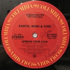 【新宿ALTA】EARTH WIND AND FIRE/SPREAD YOUR LOVE (4404008)