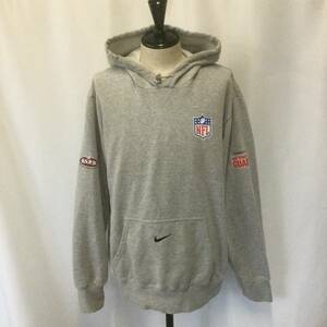 【N130】★NIKE★ ナイキ プルオーバー NFL ロゴパーカー XLサイズ グレー スウォッシュ ストリート 刺繍ロゴ 古着 古着卸