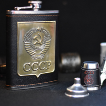 【海外発送】スキットル ウイスキーボトル 8oz CCCP 旧ソ連軍 ソビエト連邦 ロシア軍 お猪口 ファネル セット ケース付_画像1