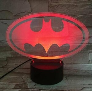 新品! バットマン DCコミックス 置物 3Dイリュージョン LED リモコン付