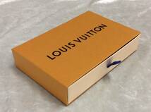 【送料無料】美品 LOUIS VUITTON ルイヴィトン CHANEL シャネル 空箱セット 他 保存袋 紙袋 リボン 花形飾り BOOK＆STORE LIST付き_画像8