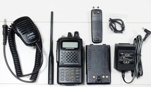 YAESU　FT-60　144/430MHz　デュアルバンド　ハンディ　新スプリアス適合