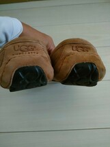 UGG　モカシン　スリッポン　スタースタッズ付　ローファー_画像7