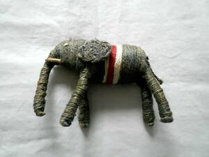 Art hand Auction Ethnische handgemachte Elefantenzebrapuppen, 2 Figuren, Plüschtier, Tier, Andere