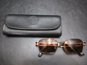 2　GIANNI VERSACE　サングラス　MOD.S69　COL.55M　ケース付　MADE In ITALY
