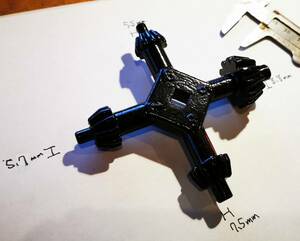 ドリルチャックキー　5.5mm/5.7mm/7.5mm/8.8mm センター7.2x7.2mm角穴　(同梱包用)