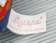 【Nサキ301】sigikid シギキッド 布のあそび道具 くるま 車 ぬいぐるみ 木製タイヤ 鈴入り ボーネルンド_画像3