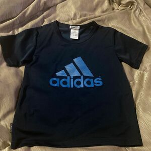 adidasスポーツシャツ 