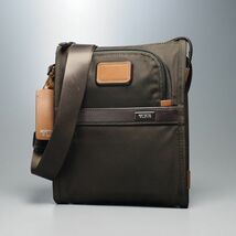 GO7914：TUMI/トゥミ*022110*ミニショルダーバッグ*ポシェット*鞄*ブラウン_画像1