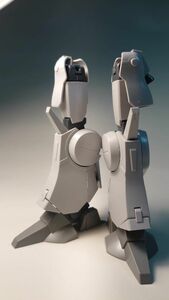 HGUC 1/144 シルヴァ・バレト (機動戦士ガンダムUC MSV)　脚部　ガンプラ 完成品 ジャンク