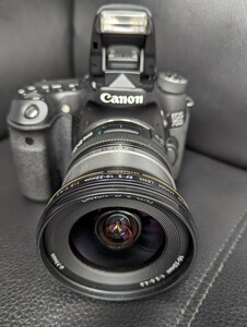 1123-3 CANON EOS 70D/CANON EF-S 10-22mm 1:3.5-4.5 一眼レフカメラ+広角レンズ