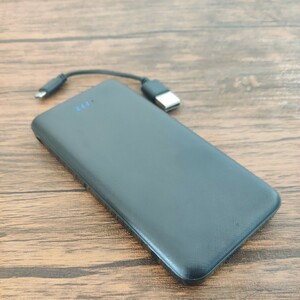 ほぼ未使用 ダイソー モバイルバッテリー P200 10000mAh