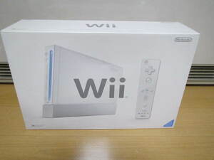 未使用品！　任天堂　Wii本体シロ（Wiiリモコンジャケット付）　RVL-S-WD（JPN）