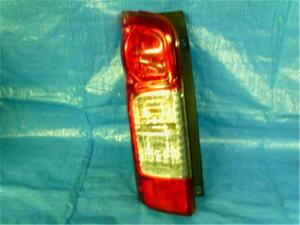  Isuzu small size original Como { JVW2E26 } left tail lamp P31400-23013080