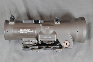 ARROW OPTICS ELCAN Specter DR 7.62 タイプ 1.5-6x 可変倍率 スコープ アローオプティクス デザートカラー レプリカ 発光レティクル搭載