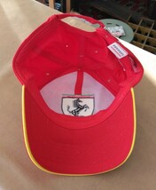 Ferrari　OFFICIAL LICENSED PRODUCT　フェラーリ　キャップ　帽子　刺繍ロゴ　非売品　未使用品_画像6