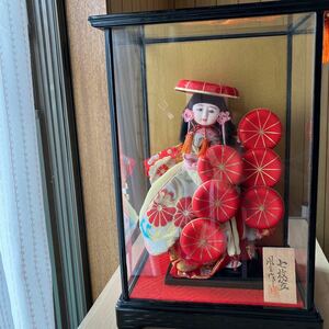 日本人形　七枚笠　ガラスケース
