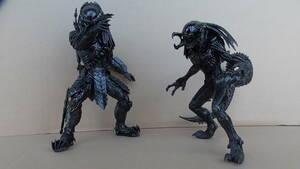  postage payment on delivery ALIEN VS PREDATOR AVP2 Alien vs Predator real figure black / black color 21~26 centimeter 2 body se