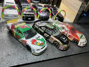 NASCAR ストックカー 1/64 ミニカー 5.35.97 levell