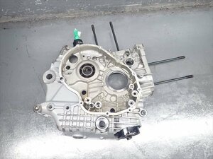 εER17-161 ドゥカティ Ducati ハイパーモタード1100S 2009年式 エンジン クランクケース 右側 破損有り！