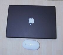 Mac Book A1181 始動するジャンク品／A1197 ワイヤレスマウス 付き_画像3