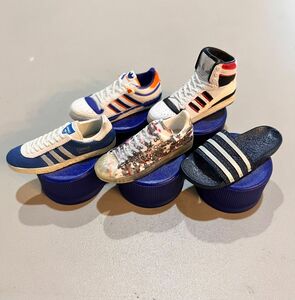 非売品　ペプシ　アディダス adidas ペットボトルキャップ 5点セット　 スニーカー 靴 サンダル スリッポン