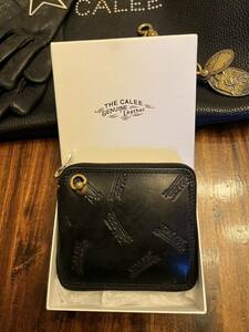 CALEE_[ウォレット] ALLOVER EMBOSSING ROUND ZIP HALF WALLET ハンドメイド高級レザー