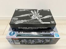 新品 未開封 RG 1/144 hi-νガンダム チタニウムフィニッシュ Hi-νガンダム用 フィン・ファンネルエフェクトhguc mg rg hg ガンプラ_画像2