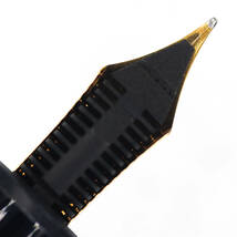 極美品 モンブラン マイスターシュテュック １４６ （現ル・グラン） 万年筆 １４Ｋ全金Ｍニブ 2段エボナイト芯 樹脂製軸受 MONTBLANC 之由_画像10