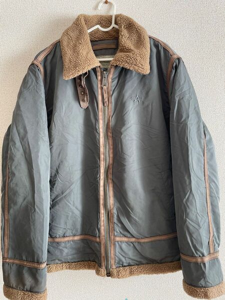 ジャケット　ブルゾン　内側ボア　Ｌサイズ　　　　　　　　　　　　ALPHA INDUSTRIES INC. 