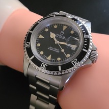 TUDOR 79090カスタム　通称盾サブ 超希少スイスCal.2824-2 日差ゼロ　TUDOR刻印入りムーブメント!! 　ケース＆裏蓋79090刻印_画像3